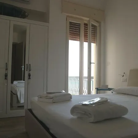 Attico Galilei Fronte Mare By Salentoville Gallipoli Exterior photo